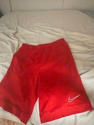 Pantalón corto Nike rojo talla XL