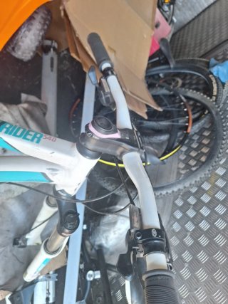Bicicleta B'Twin Blanca