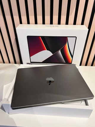 MacBook Pro 14 M1 Pro 16GB RAM 1TB SSD