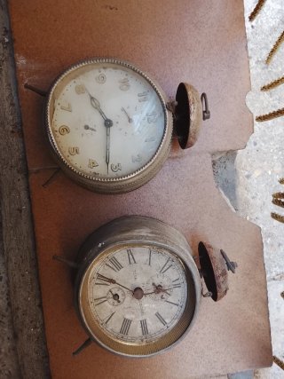 Reloj despertador mecánico vintage