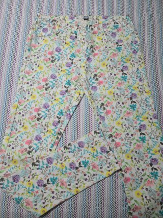 PANTALONES ELÁSTICOS DE MUJER TALLA 40/42.