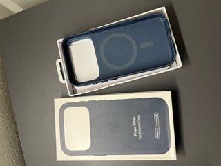 Custodia iPhone 17 Pro TechWoven MagSafe