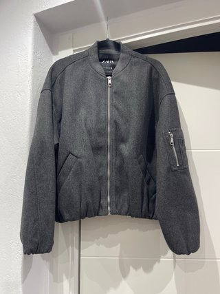 Bomber Zara gris cremalleras Talla XS