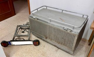 Caja/Remolque para transporte de perros