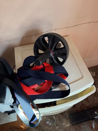 Banco de gimnasio completo con pesas
