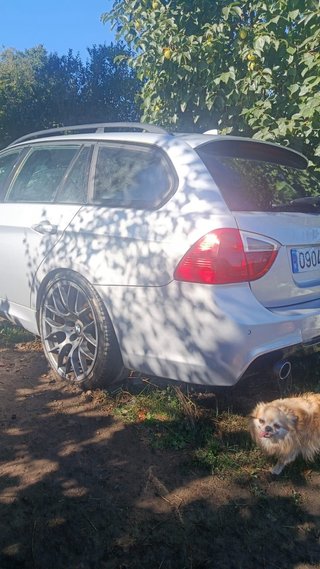 BMW  serie 3 2010