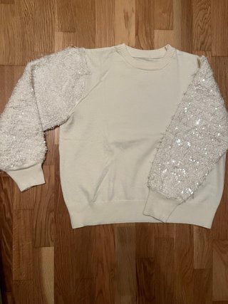 Jersey blanco lentejuelas mangas