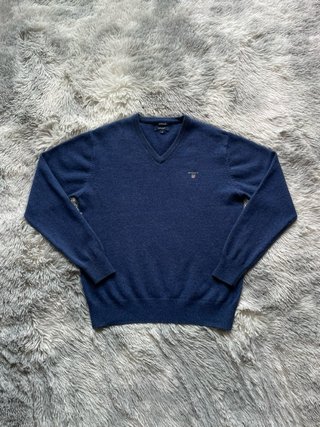 Gant V Neck Wool Jumper Navy Embroidered Logo M
