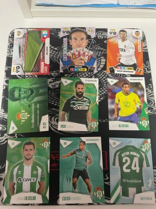 Lote de 18 Cartas de Fútbol liga 25/26 y del betis