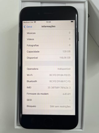 iPhone 7 128GB Preto
