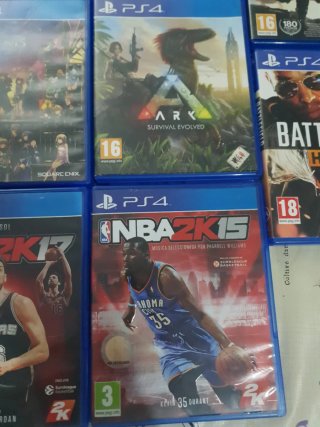 Lote 11 Giochi PS4 (PlayStation 4)