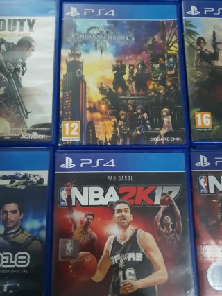 Lote 11 Giochi PS4 (PlayStation 4)