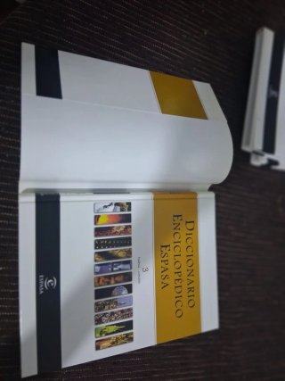 Vendo lote de 3 tomos del Diccionario Enciclopédic