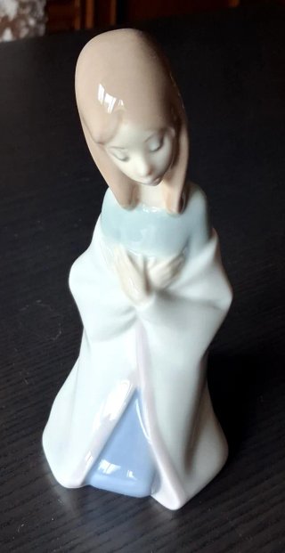 Figura de porcelana Lladró de 15 cm. de altura