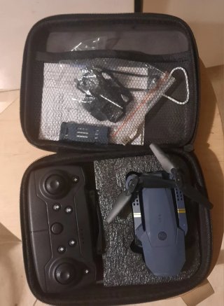 Dron con Mando y Estuche