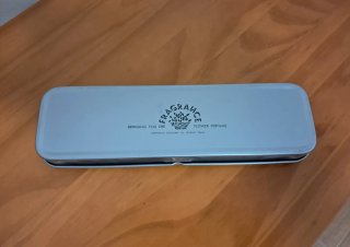 Estuche Metálico Escolar