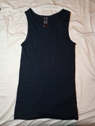 Camiseta de tirantes negra básica Esmara · Talla L