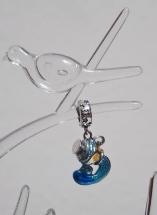 Charm de Plata con Diseño de Acuario