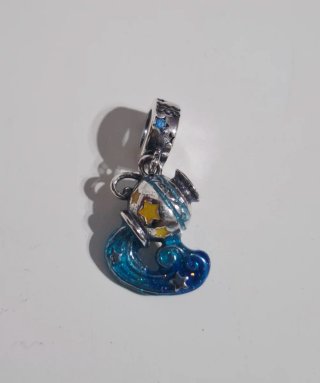 Charm de Plata con Diseño de Acuario