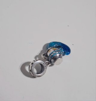 Charm de Plata con Diseño de Acuario