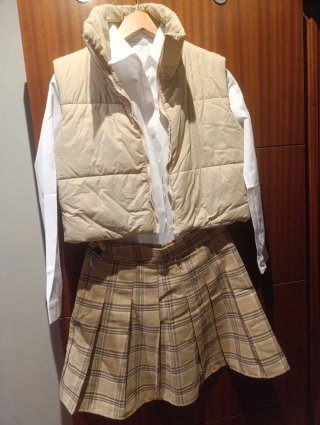 Conjunto niña falda y chaleco