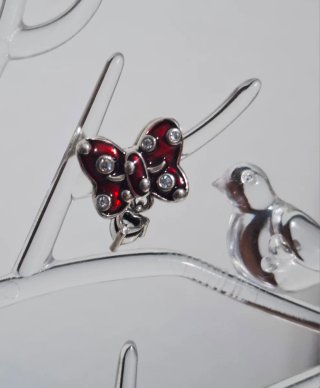 Charm Minnie Mouse