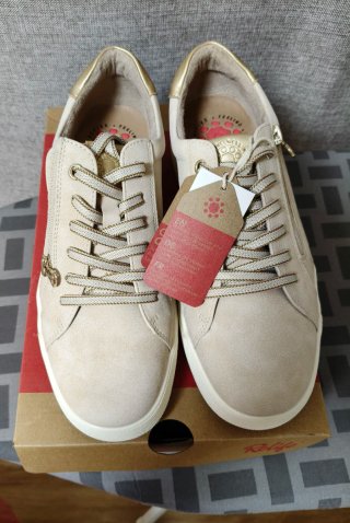 Zapatillas Relife Beige y Doradas