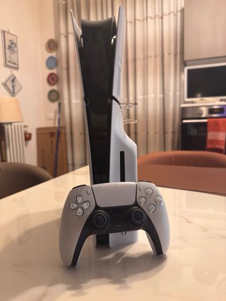 Playstation 5 Sony con lettore disco con gioco