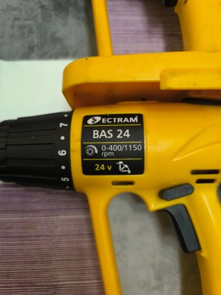 2 Taladros de Batería Ectram 24V