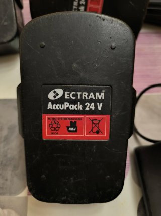 2 Taladros de Batería Ectram 24V