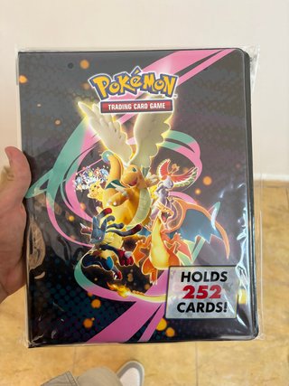 Archivador Pokémon TCG Ultra PRO Mega Evolution