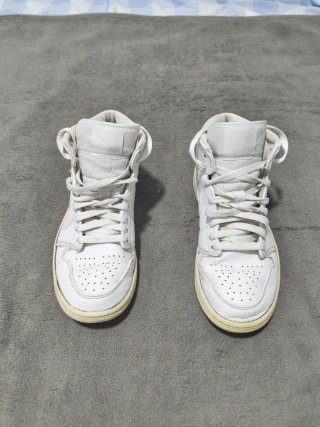 Nike Air Jordan 1 Mid Blancas Talla 40