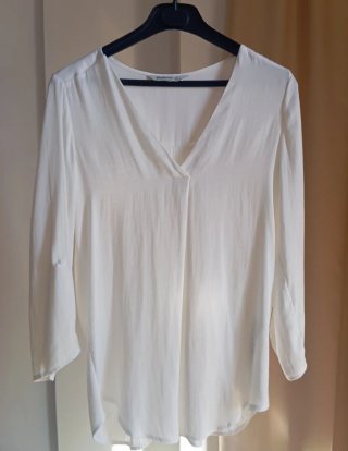 Blusa Stradivarius blanca
