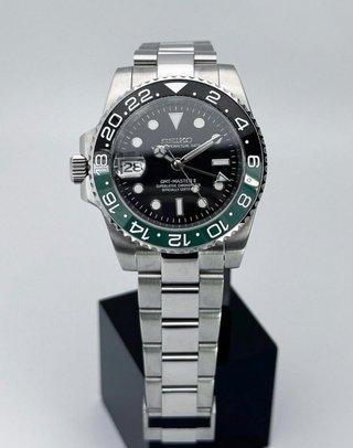 Seiko Mod Sprite GMT Automático Oyster Verde y Neg