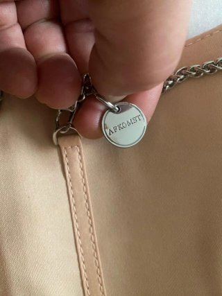 Bolso pequeño tipo monedero