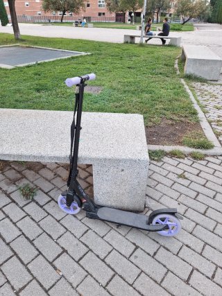 Patinete Decathlon Morado