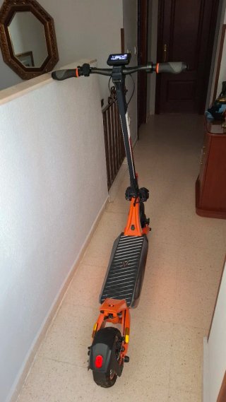 Patinete Eléctrico Cecotec Bongo