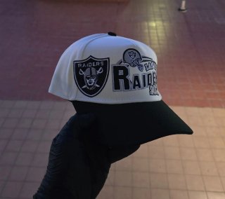 Gorra Las Vegas Raiders Blanca y Negra