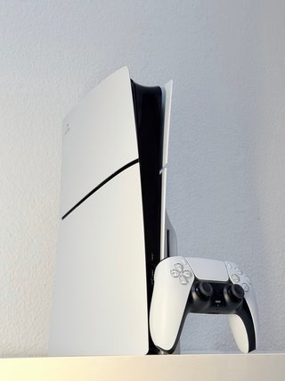 COMPLETA | PS5 Slim Disco 1TB + Mando