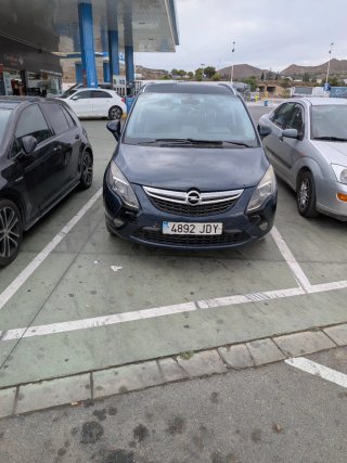 Opel Zafira Tourer 2012