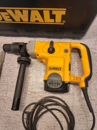Roto martillo Dewalt SDS MAX demoledor