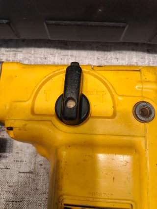 Roto martillo Dewalt SDS MAX demoledor