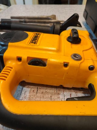 Roto martillo Dewalt SDS MAX demoledor
