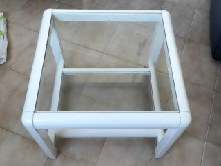 Mesita auxiliar cristal y madera blanca