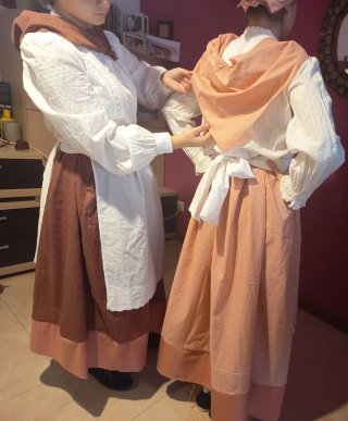 Traje de casera hecho a mano