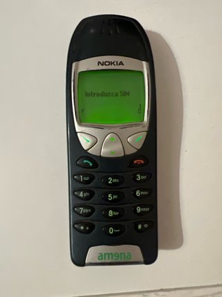 Teléfono Móvil Nokia 6210