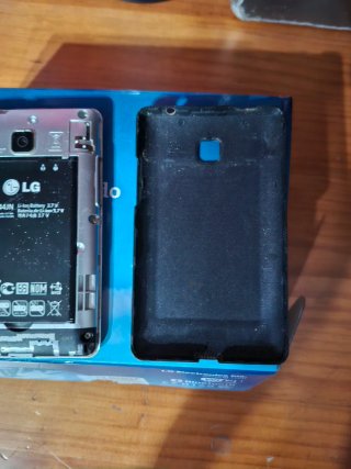 Telefono mobile LG