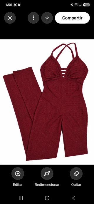 Mono deportivo rojo texturizado