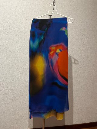 Falda midi, multicolor. Zara, Talla S