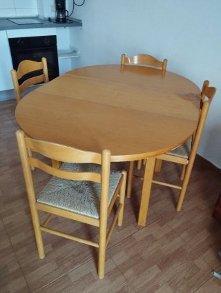 Mesa de comedor redonda extensible con 3 sillas